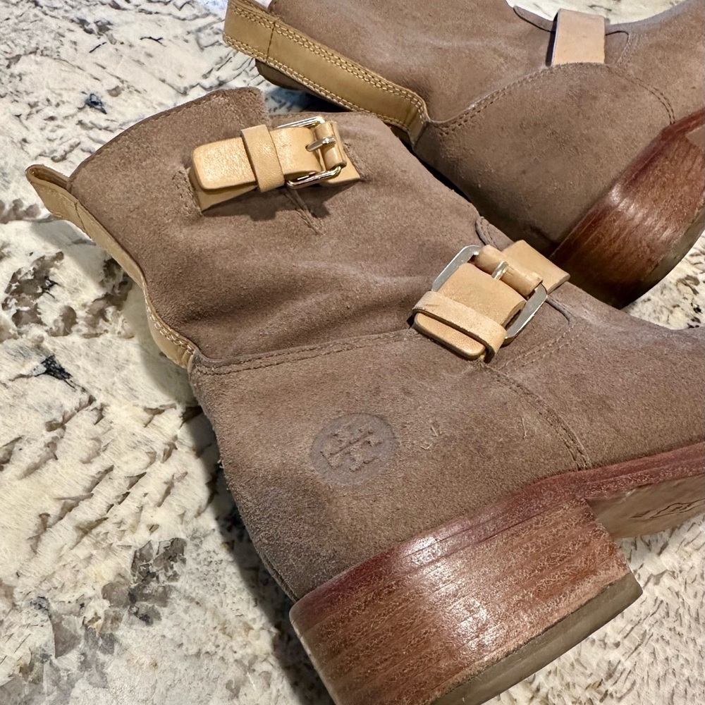 Tory Burch Leather Tan Women's Brown Ankle Boots 8 Fall Winter Casual - Picture 3 of 6